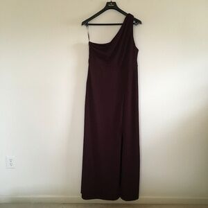 NWT Birdy Grey Crepe Cabernet Kira One Shoulder Bridesmaid Dress 2XL Flowy Slit